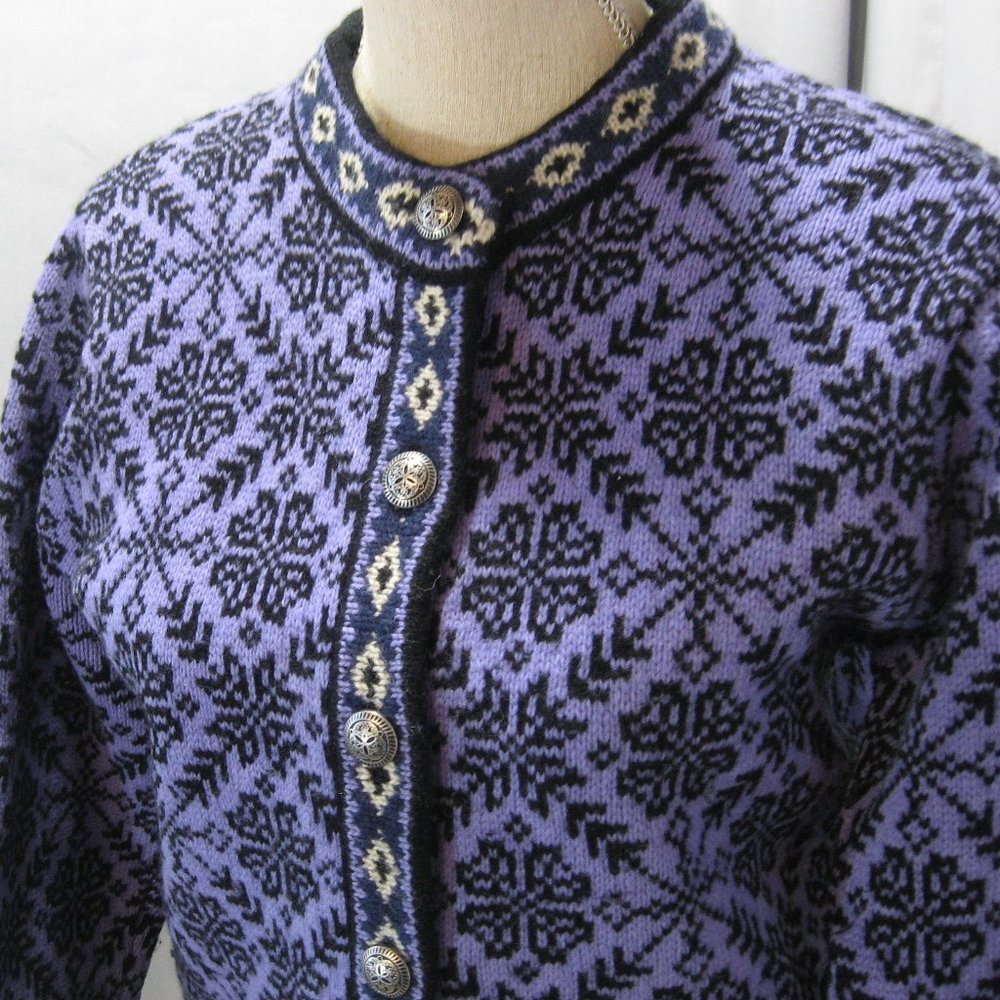 L.L. Beans Ladies Cardigan